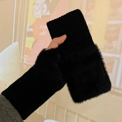 Plush Splice Knit Gloves